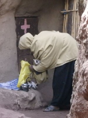 ラリベラ―猫と修道女